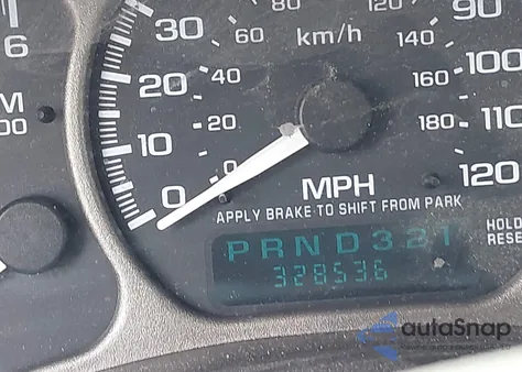 2002 GMC Yukon Xl 1500 Denali z USA, uszkodzony, nr VIN 1GKFK66U62J125815